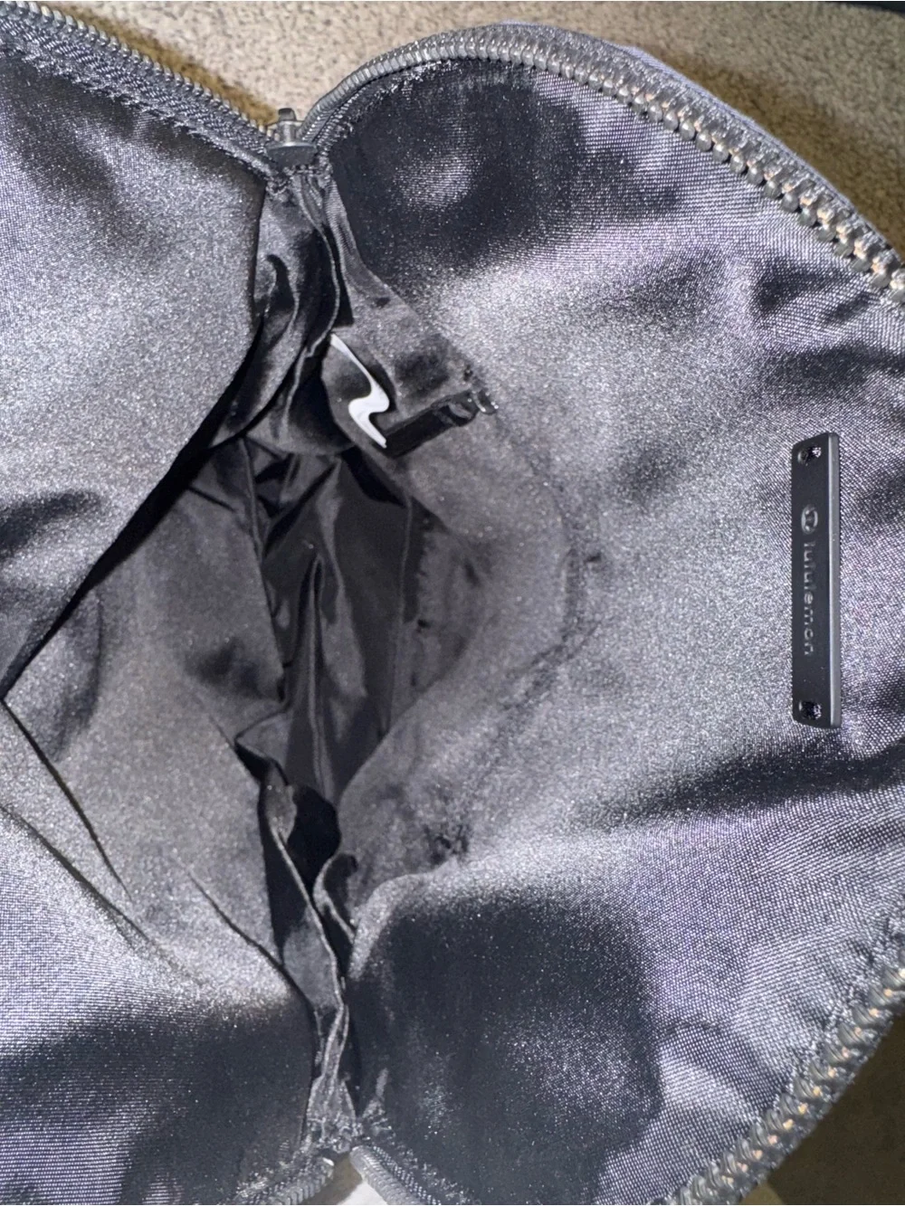 lululemon athletica Black Men’s Messenger Crossbody Bag